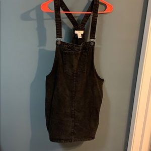 Overall dress